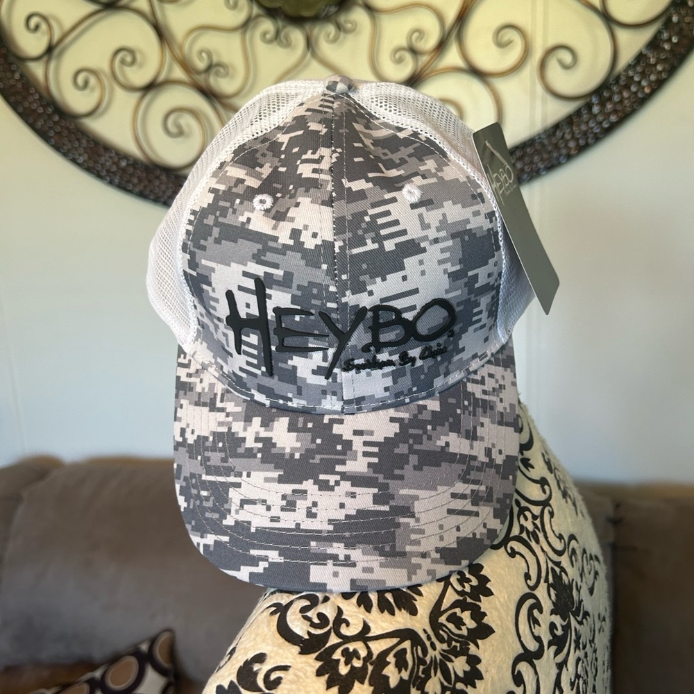 Heybo hat new